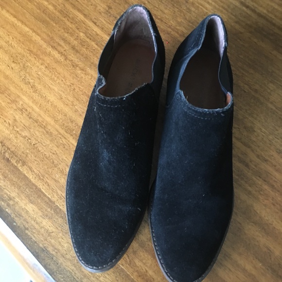 Lucky Brand Faux Suede Black Booties! - Picture 5 of 6